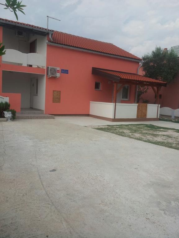 Apartments Marko Вир Екстериор снимка