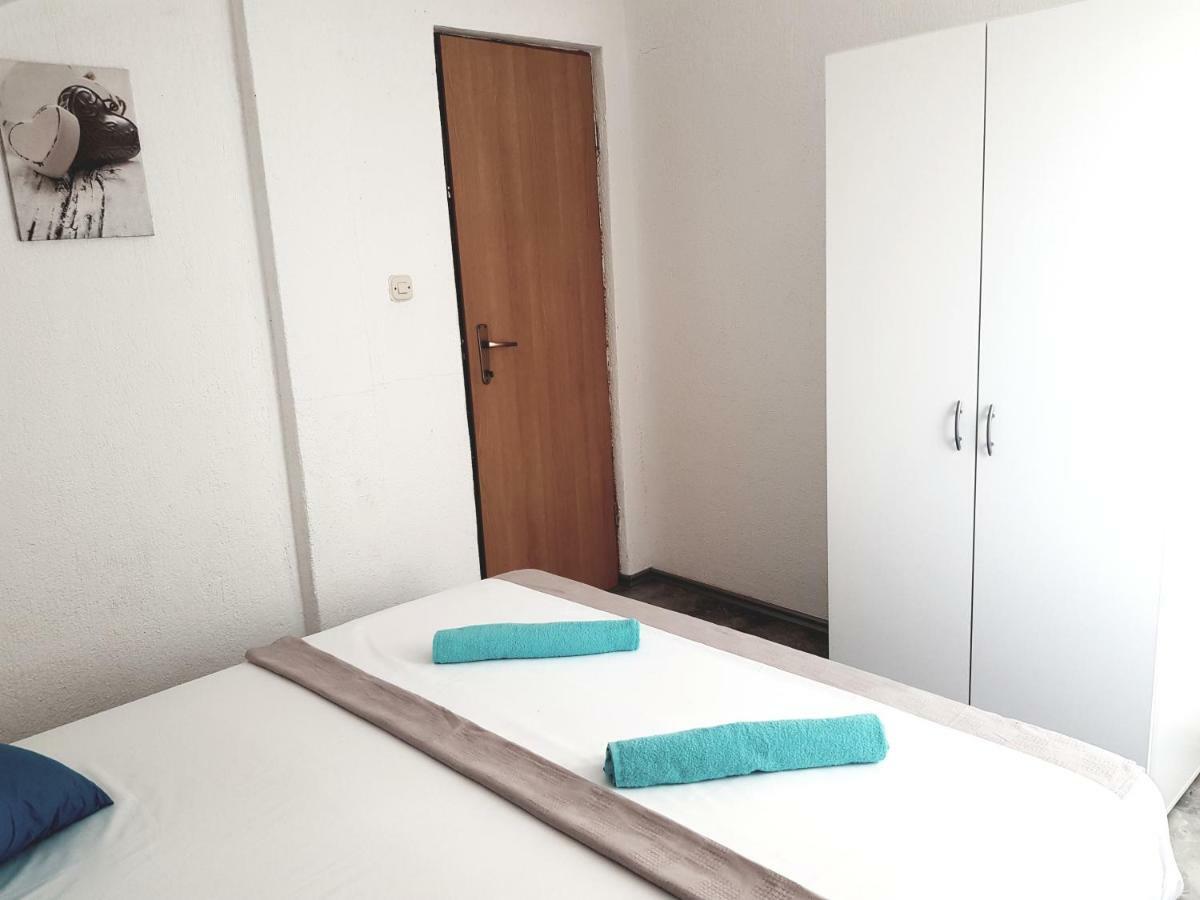 Apartments Marko Вир Екстериор снимка